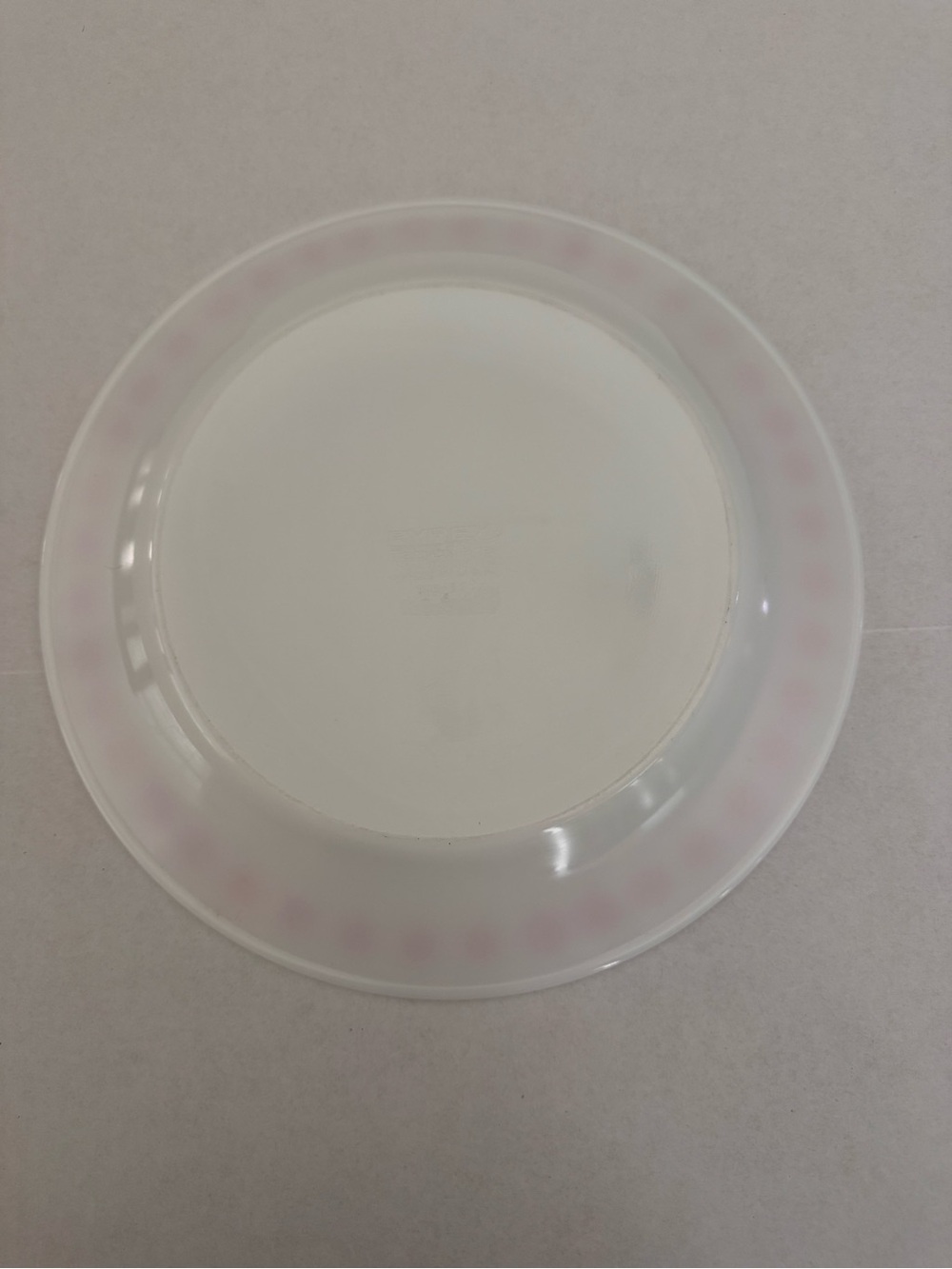 Vintage Pyrex Plate Friendship Penn Dutch Pattern White Red 795-13 10.5” - Picture 3 of 4